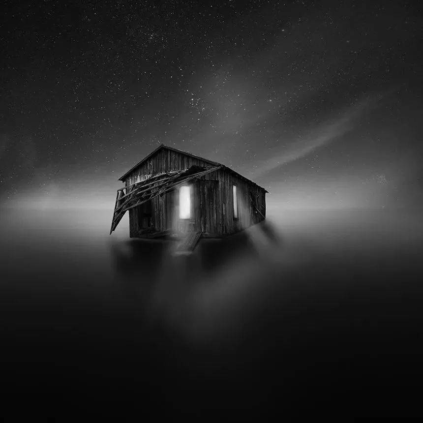 三个摄影师的极简 黑白摄影,你更爱哪一个?