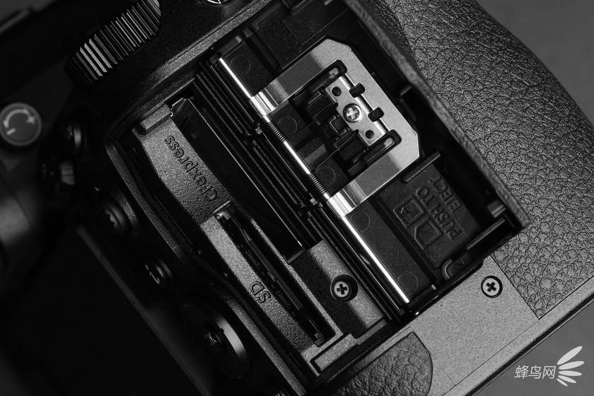 性能过剩的中端无反相机 尼康z6iii评测体验
