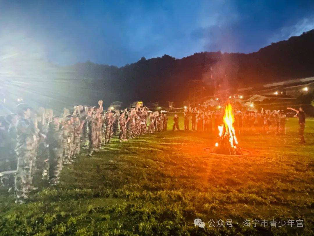 —"少年军校·热血少年"洞桥军事夏令营结营啦!