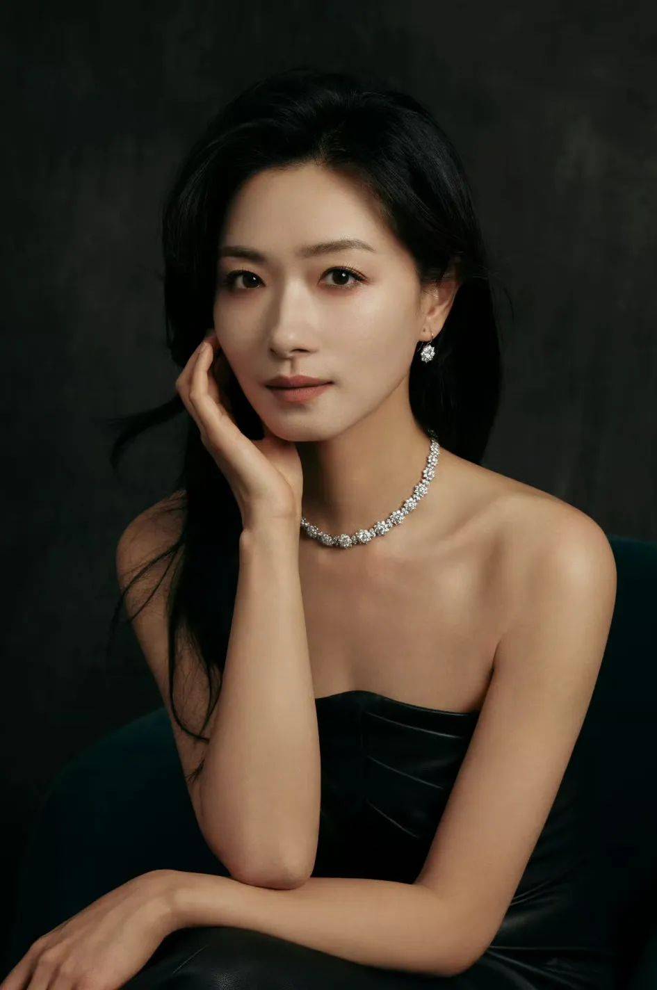 万茜要跟老公离婚?范丞丞谢可寅谈了?黄景瑜被前妻吸血?