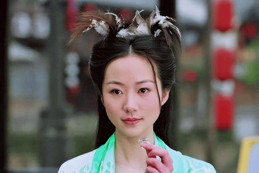 虽然出道许多年,早期在影视领域很活跃,演绎过"铁扇公主,澹台镜明