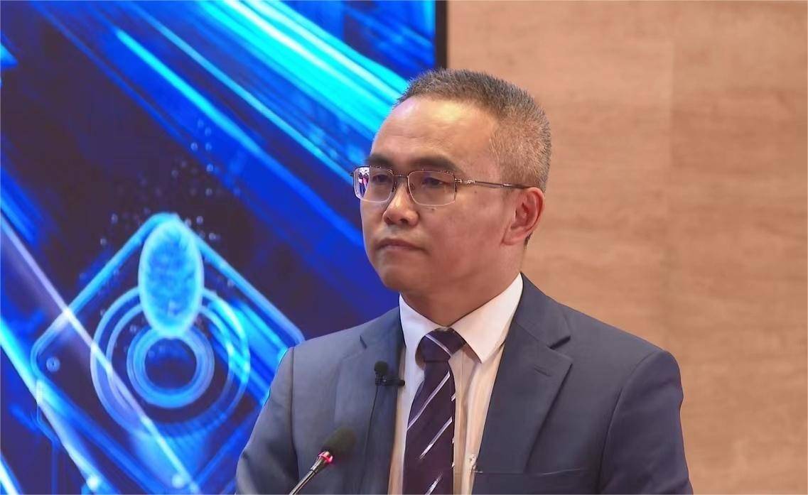 概伦电子杨廉峰:eda是底座的底座,算力提高100万倍