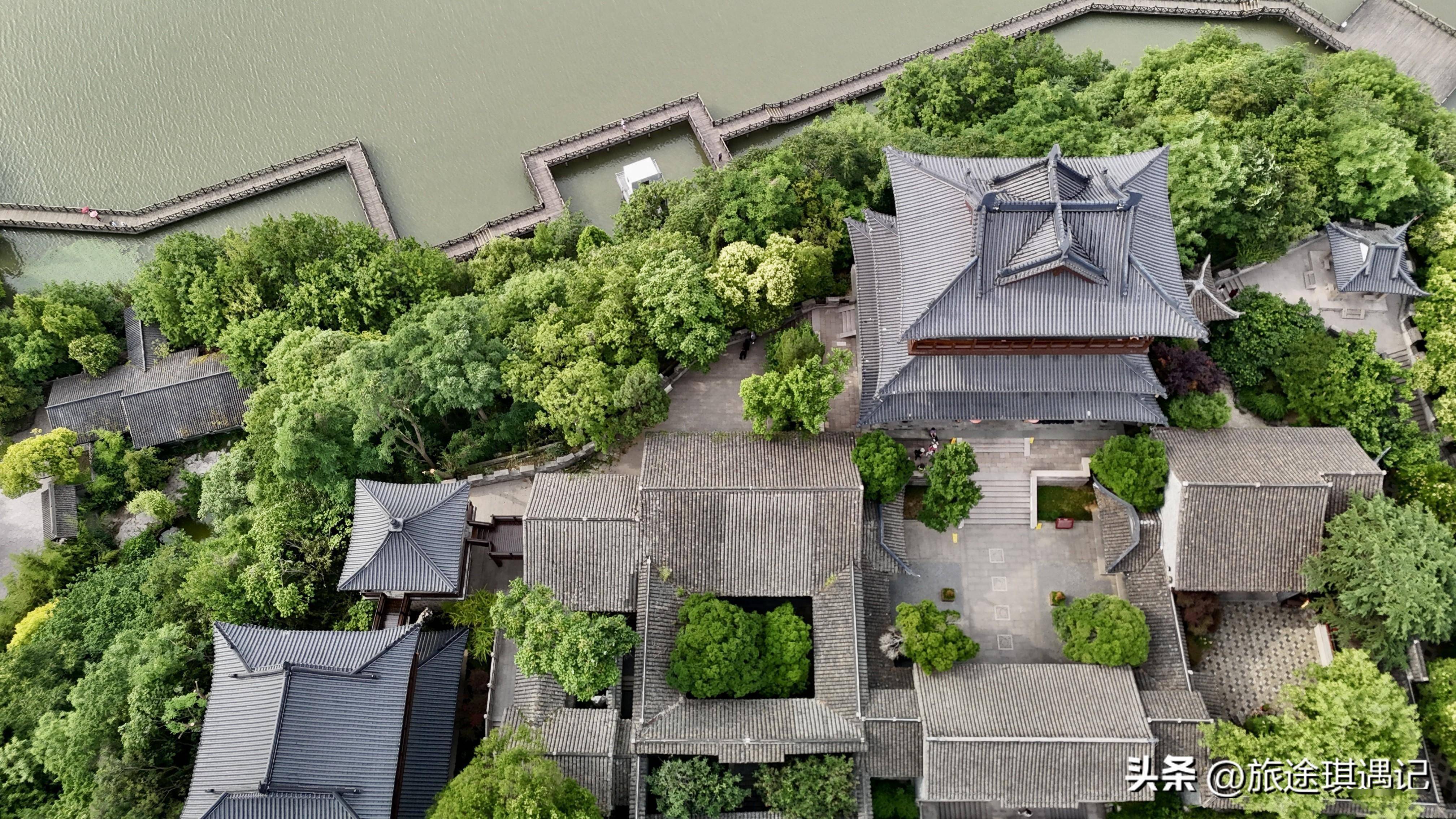 登顶镇江北固山,被誉为天下第一江山,看当年吴国太招亲的甘露寺