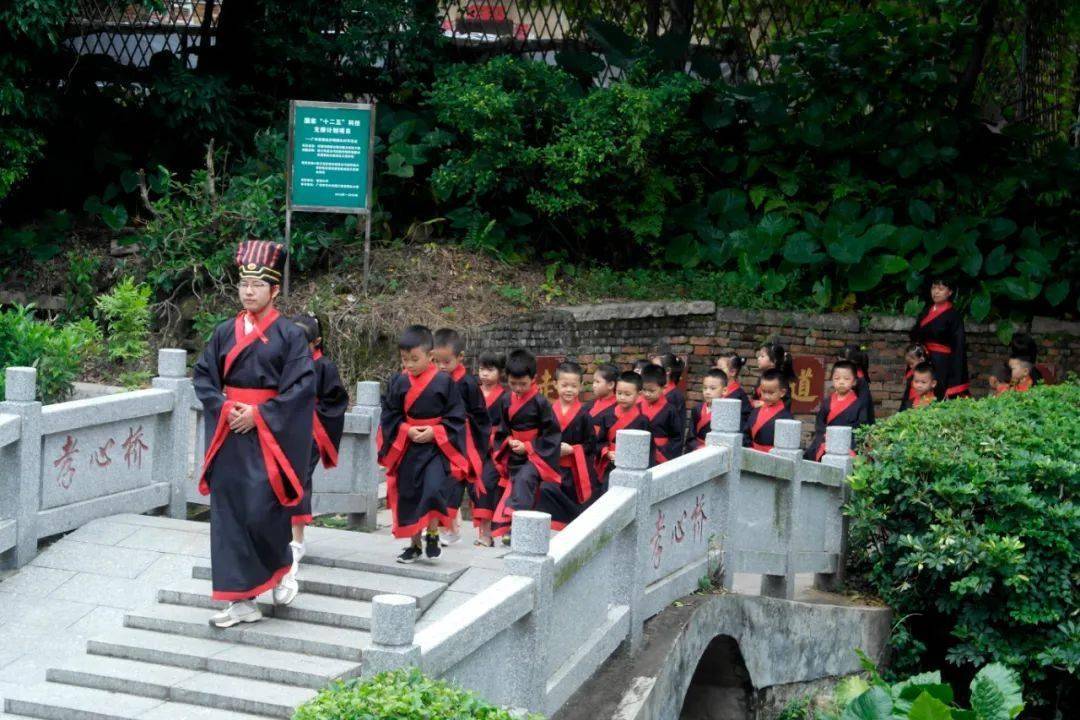 立于礼,志于学——明伦书院学童"开笔礼"火热开启预约!