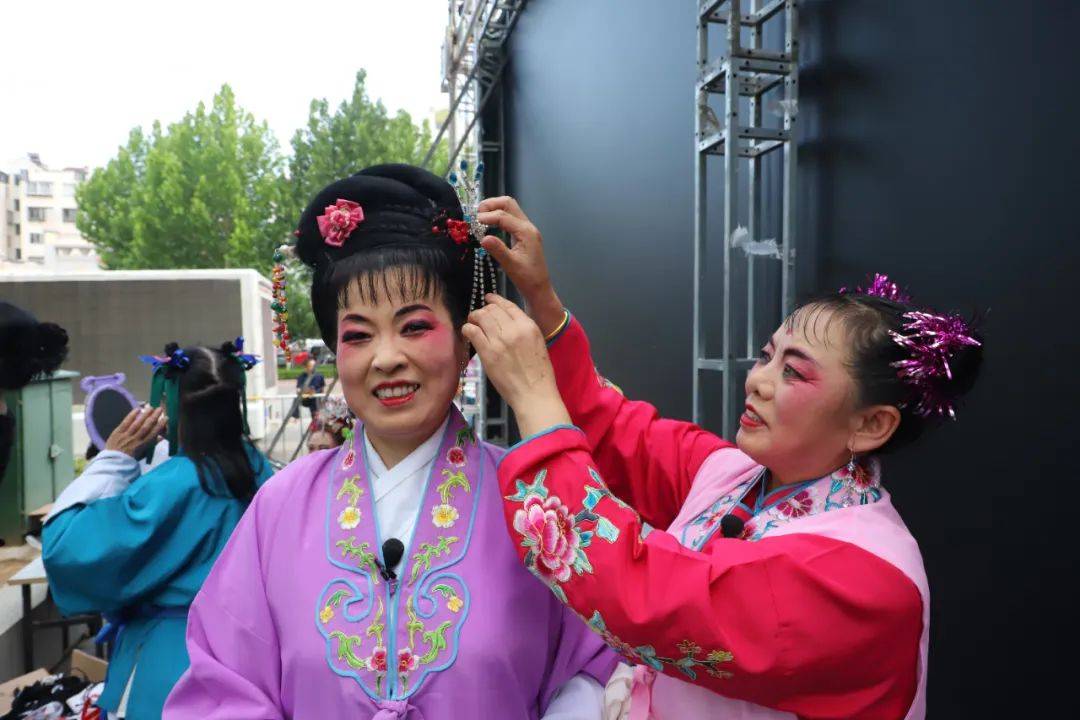 传统吕剧《三女拜寿》精彩上演_招远_女儿_文化