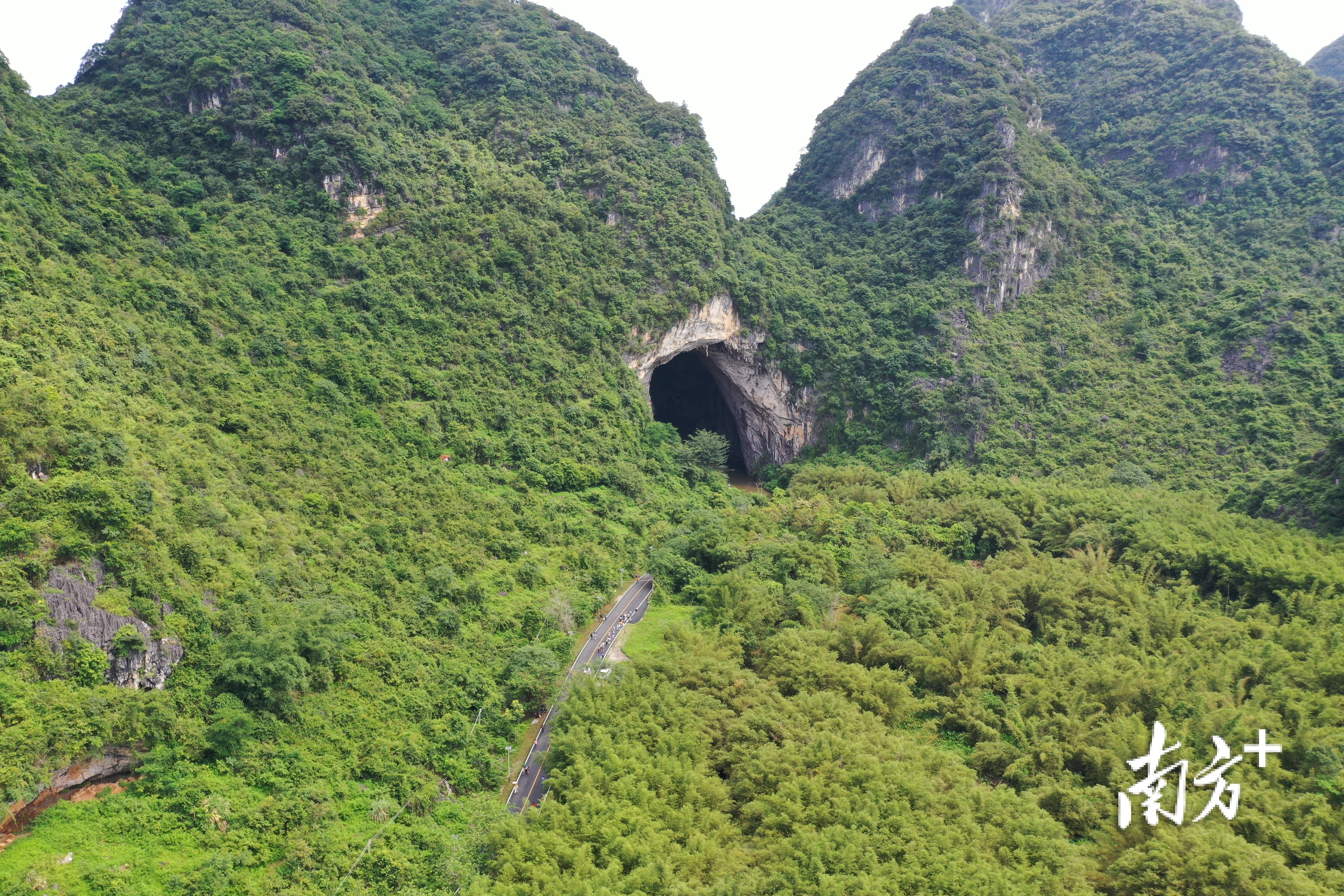 大岭山石洞风景区图片