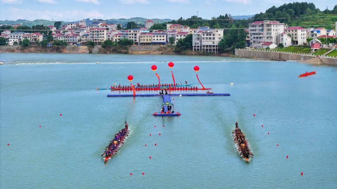 麻阳传统龙舟赛总决赛继续比拼_参赛_比赛_进行