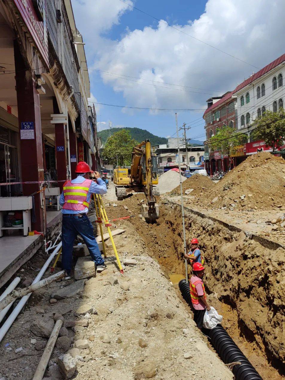 中堡镇集镇示范街区改造提升工程火热进行中