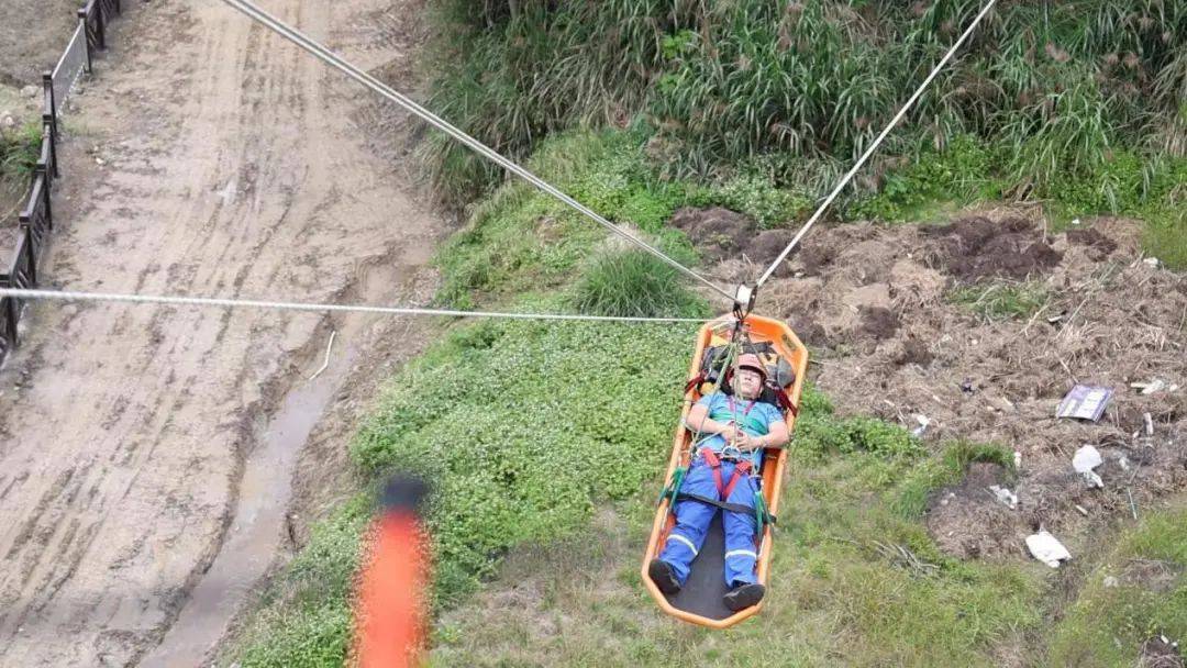 长沙市漂流行业安全生产现场座谈交流暨应急演练培训会议在浏阳召开