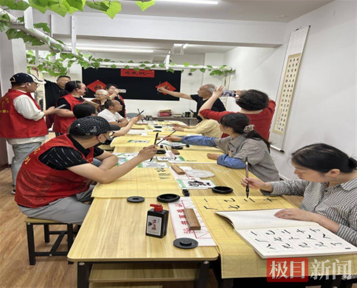 桑榆未晚,志愿情长!武汉硚口汉中街道老年志愿者老当益壮