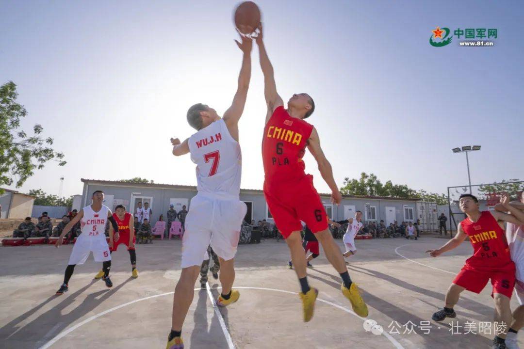 签约作家刘伯贤 / 老八团篮球队