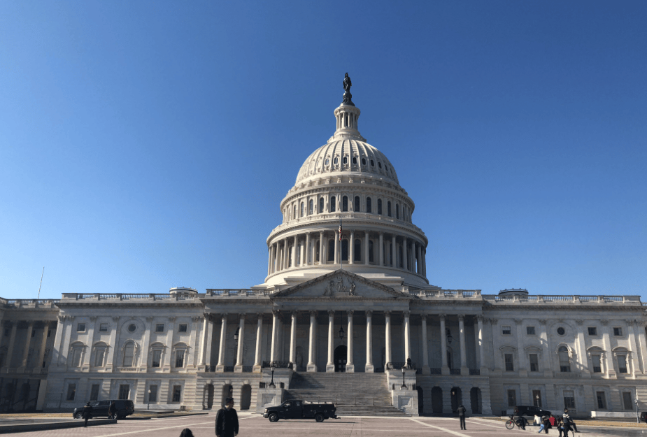 8死133伤!美国传来噩耗,五角大楼失声,白宫要心碎了