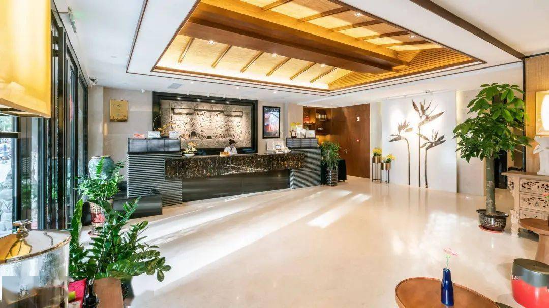 【三亚大东海君亭酒店】3天2晚￥399起享高级大/双床房1间2晚连住