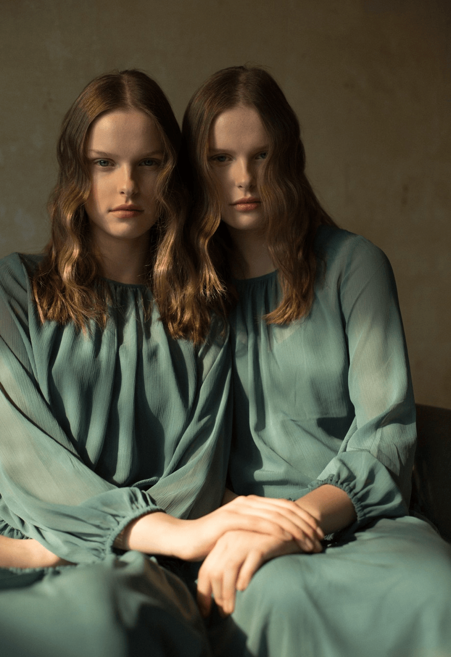 双胞胎姐妹 | 摄影师 svetlana jovanovic_人像_作品_情绪