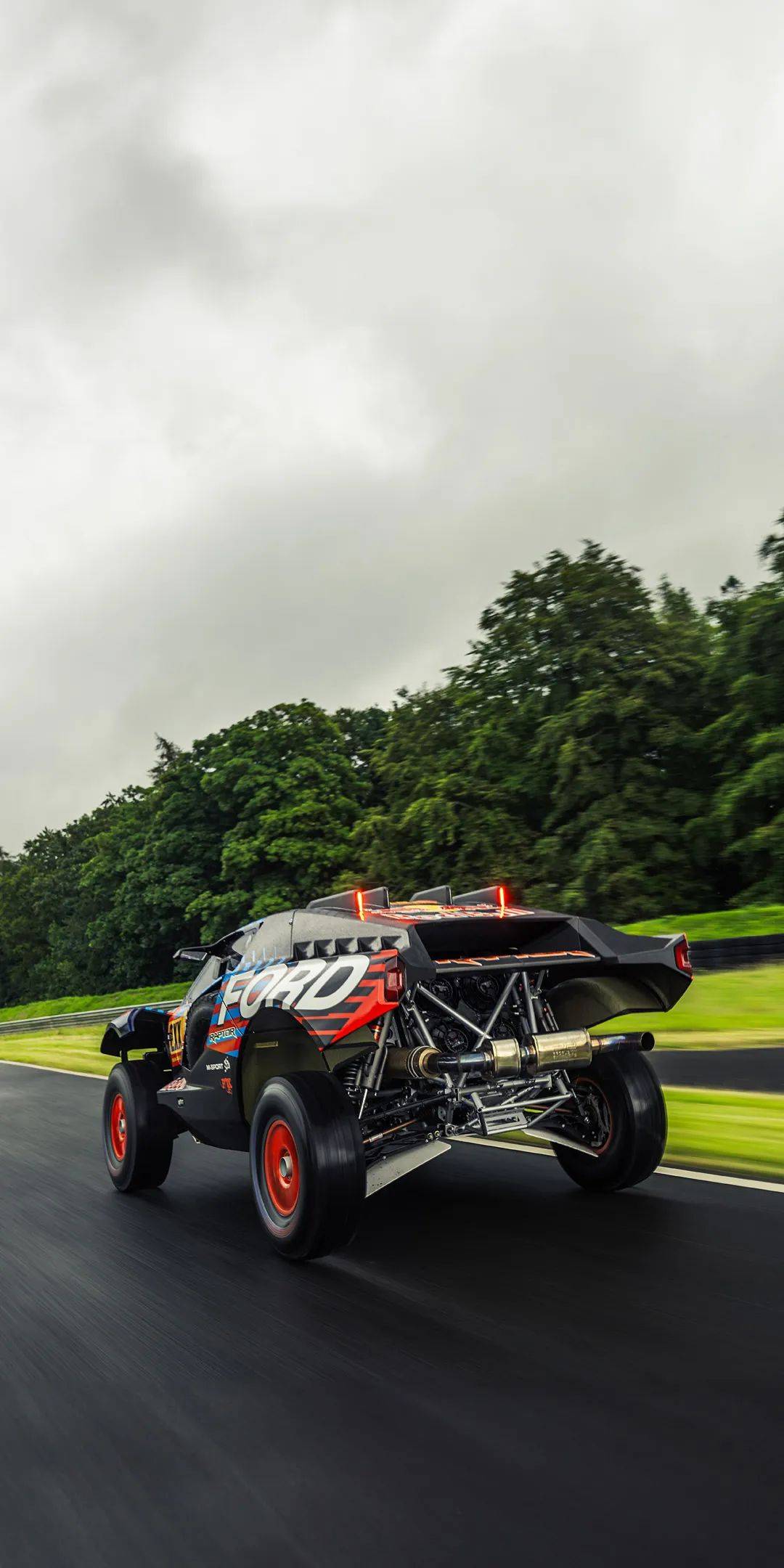 福特发布raptor t1 达喀尔赛车!