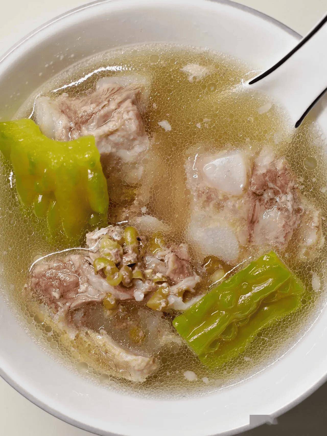 也要多喝这汤,清火解暑,解夏乏精神头足_番茄_丝瓜虾仁_豌豆