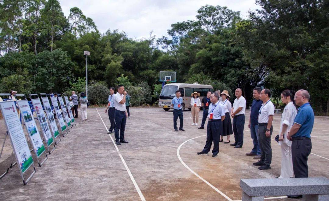 政协第十一届韶关市曲江区委员会常务委员会第十二次会议暨"推进典型