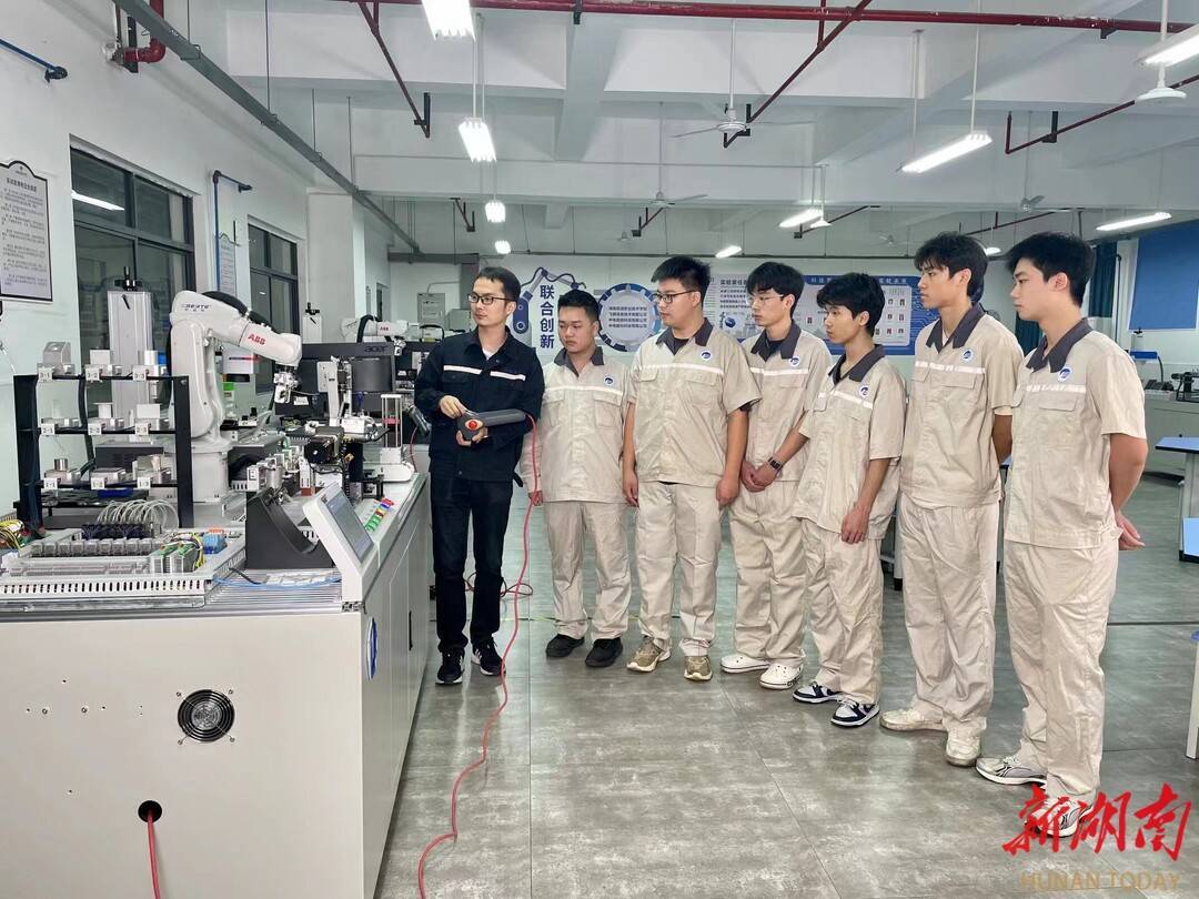 湖南"楚怡工匠计划"受热捧 联合培养技能人才规模倍增