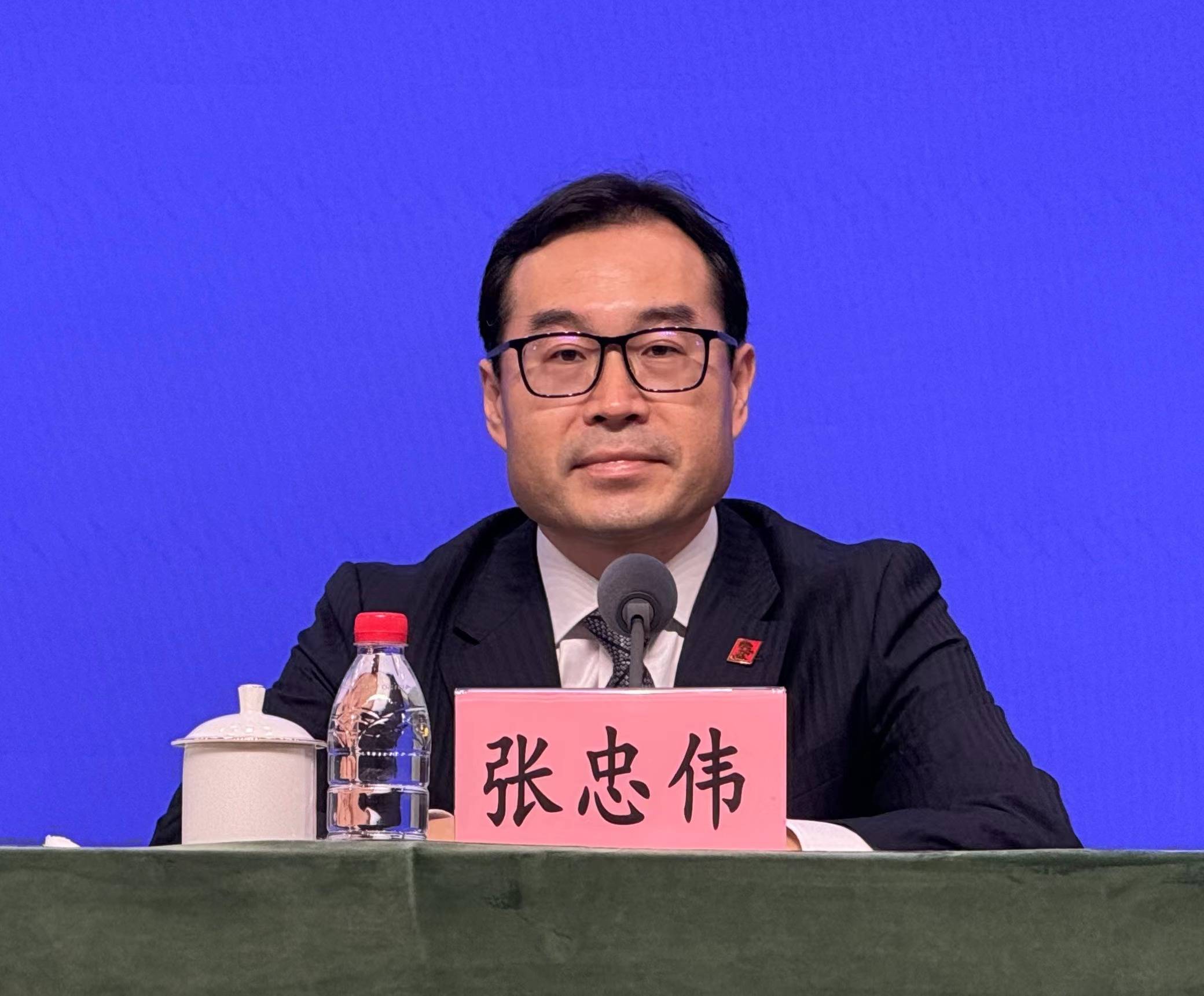 上海市发展改革委副主任张忠伟:上海将聚焦关键性和战略性领域开展