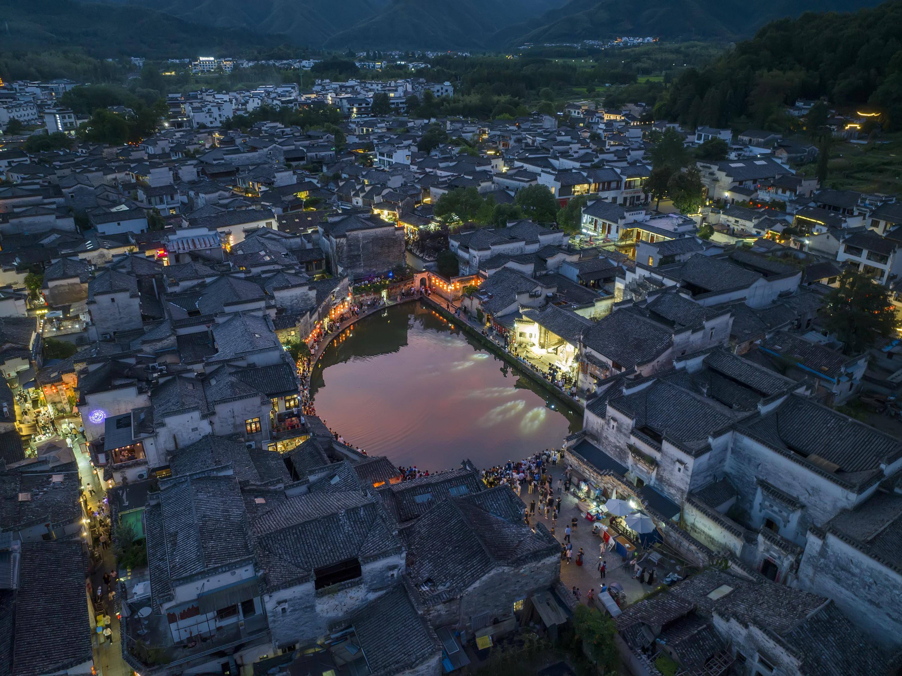 安徽宏村的历史背景图片