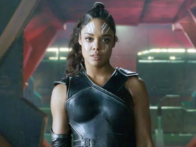 "甜茶"又来圈粉还一展歌喉;"女武神"卷入谋杀案?