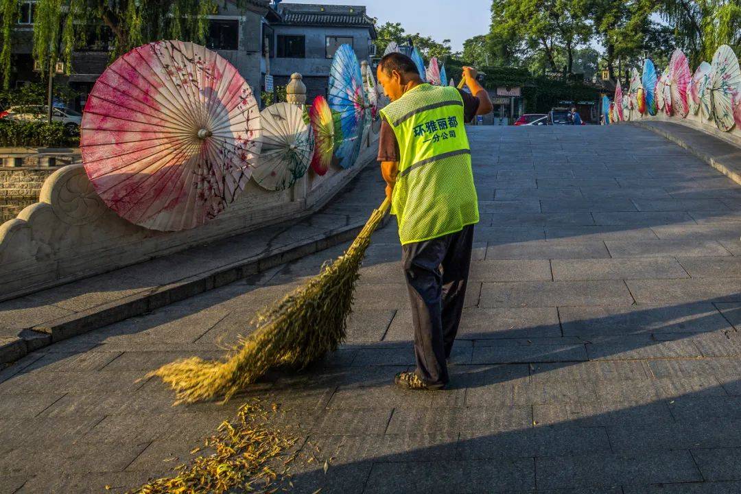 劳动照片图真人背影图片