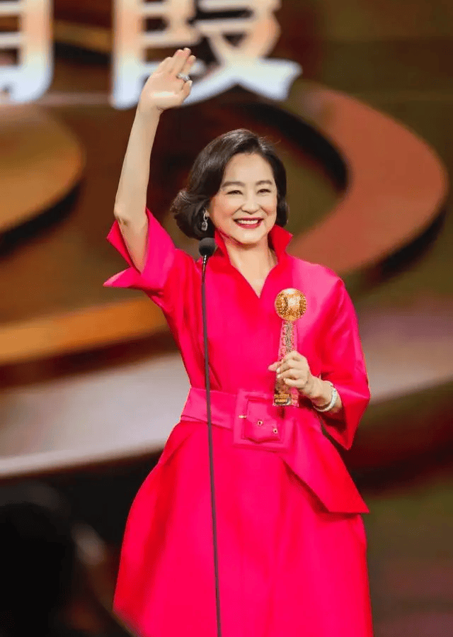 林青霞深夜突然受伤:人生赢家,也是假的?_张叔平_时候_美人