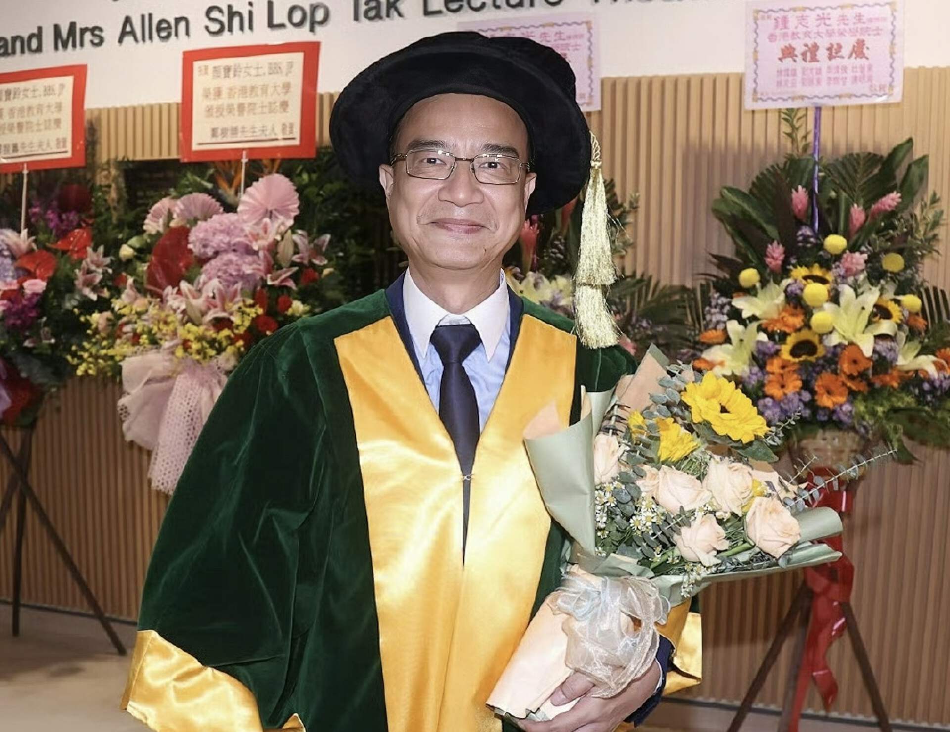 连续工作20小时,只睡觉两小时_钟志光_进行_评述