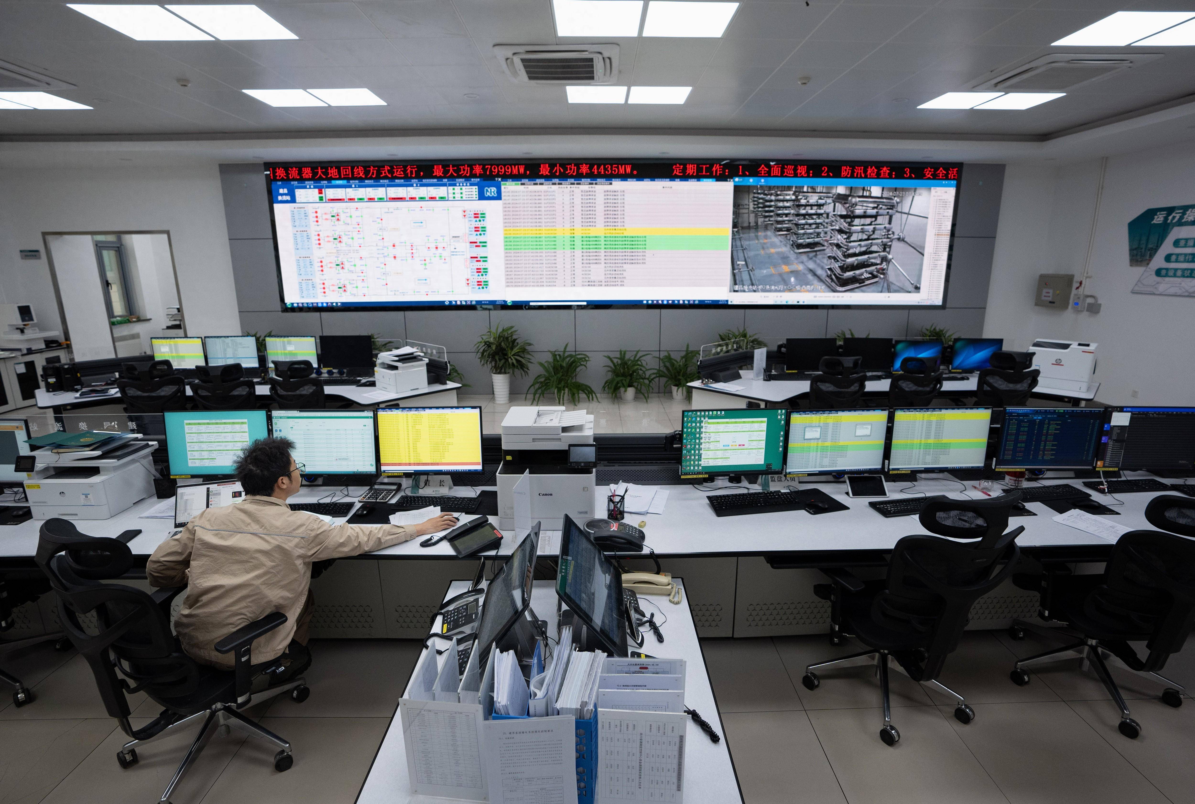 布拖换流站首次达到1600万千瓦满功率运行状态