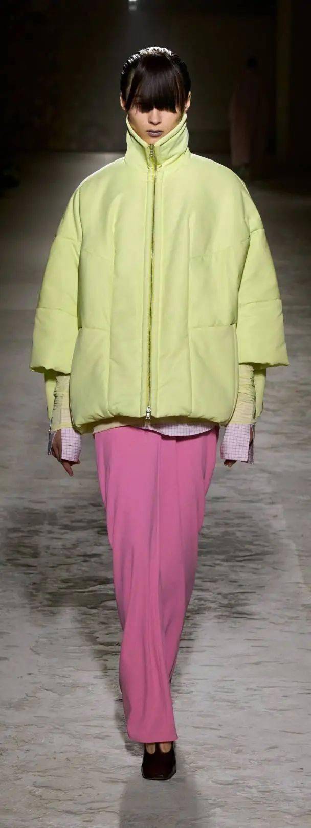 这3组色彩搭配,谁穿谁好看!