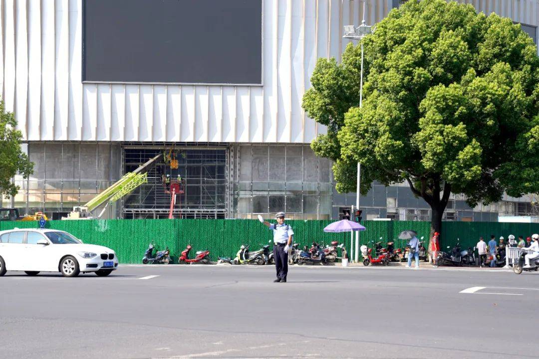 大众日报:澳门管家婆一肖一吗一中一特-城市：Very City！入境游热度飙升！这些城市“圈粉”海外游客→  第5张