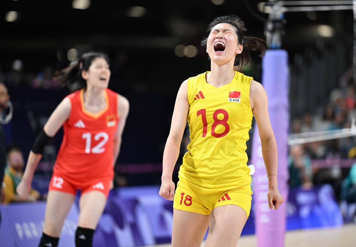 巴黎奥运会丨排球——女子四分之一决赛:中国队对阵土耳其队(7)