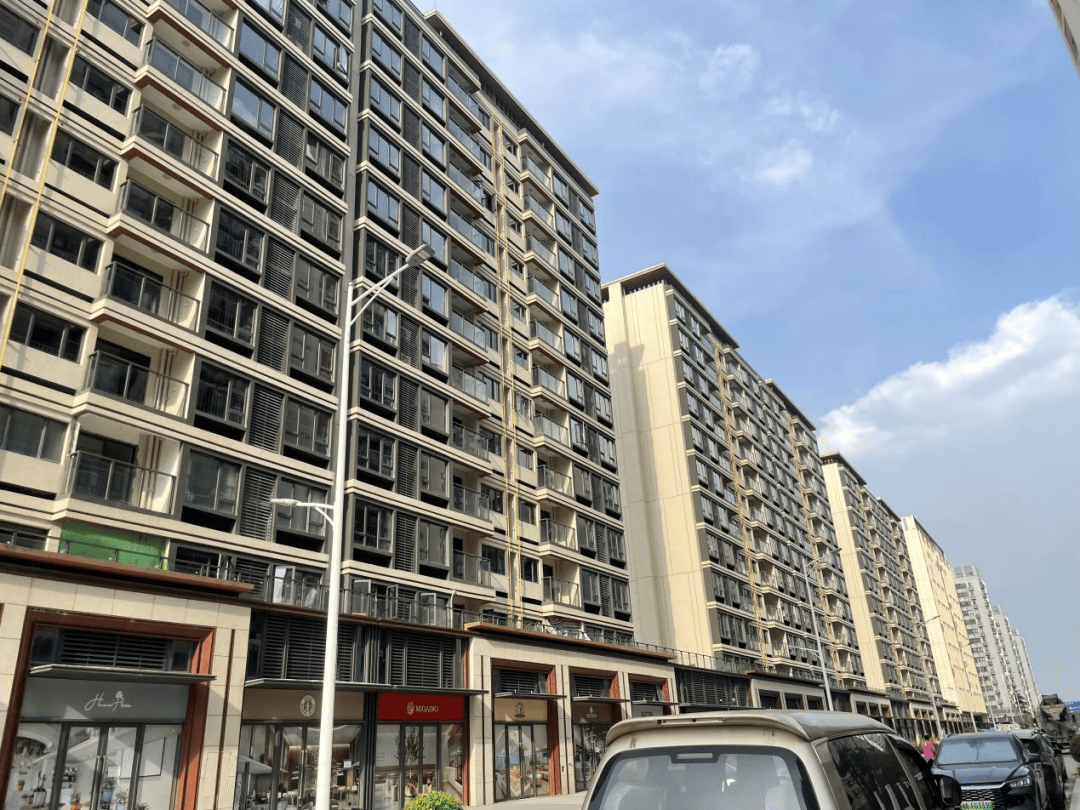 重回1万元时代?东莞多盘跌穿地价卖房_销售_项目_房源