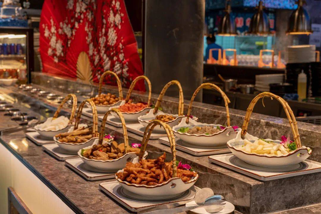 龙华天虹购物中心,宝安大仟里,224元抢【曼格活海鲜-榴莲】自助餐!