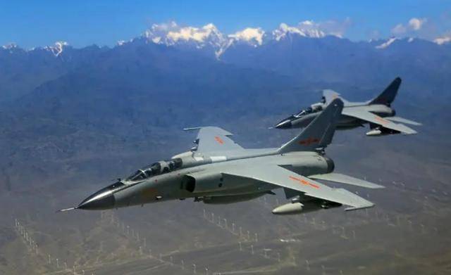 结论歼轰七飞豹02批次是西飞公司在克服技术难题后,对jh-7进行的重要