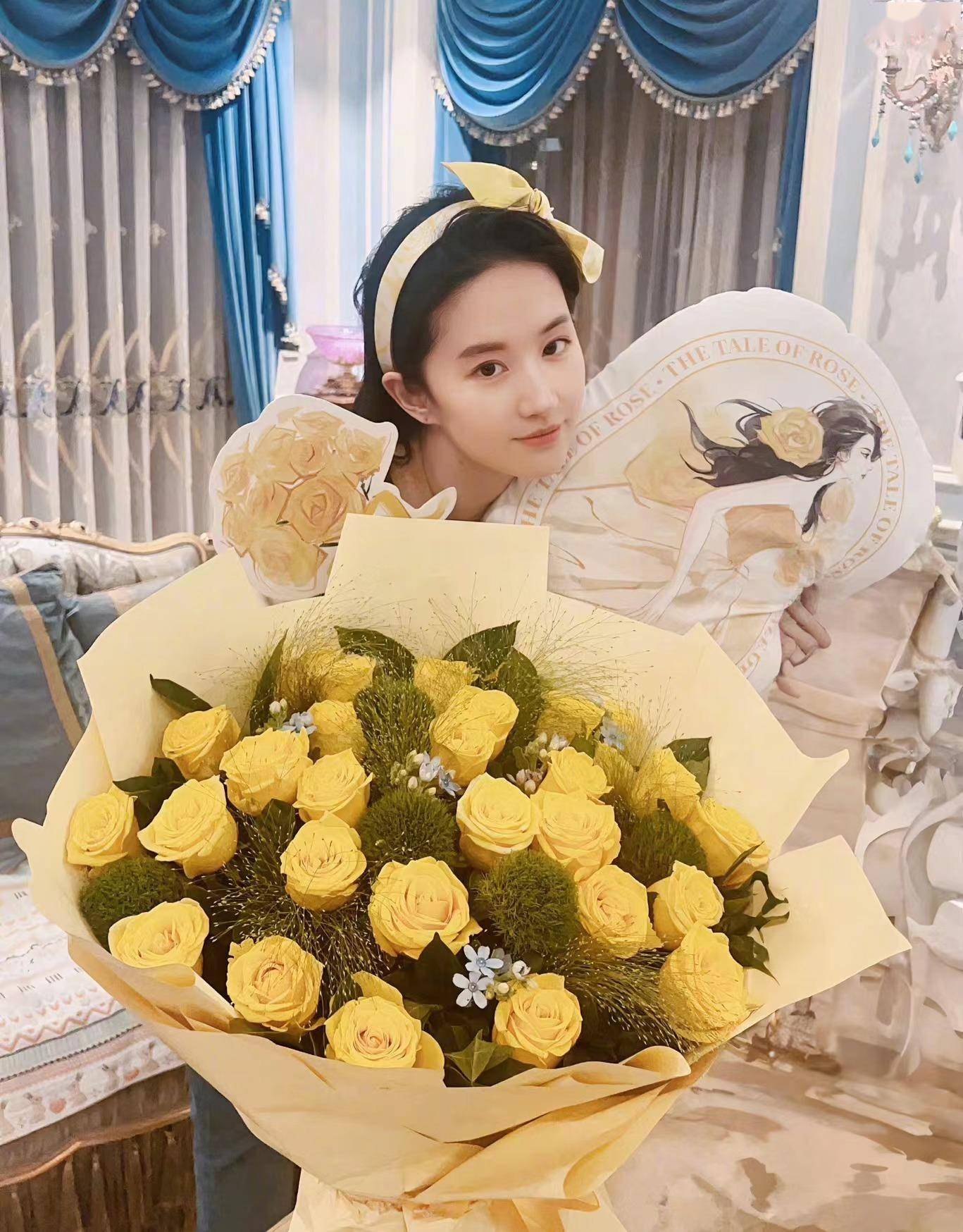 一场刘亦菲37岁生日宴,娱乐圈的"人情冷暖",展现得淋漓尽致