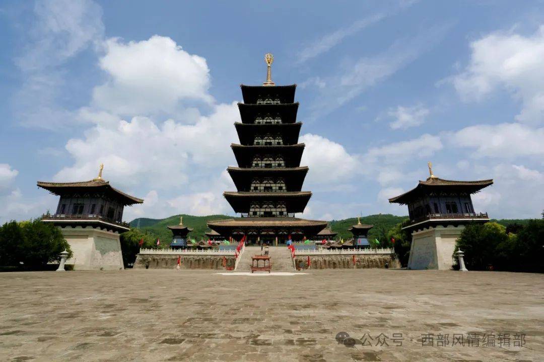 泾川大云寺天王殿,卧佛殿佛像安放开光庆典祈福法会在大云寺盛大举行