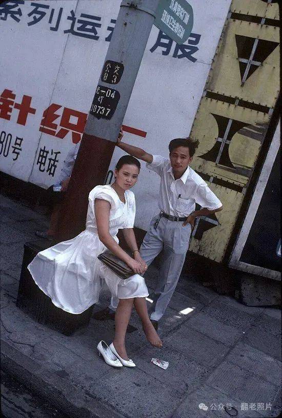 90年代年轻人的照片图片