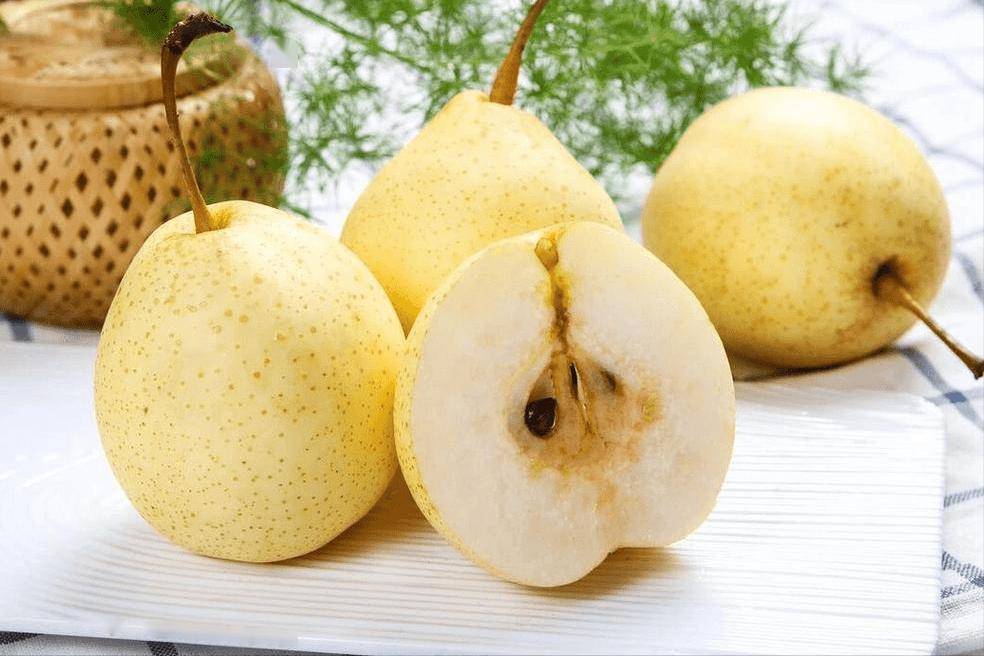 梨子好处多,多吃能消炎?医生:若想预防疾病,这些水果也可多吃