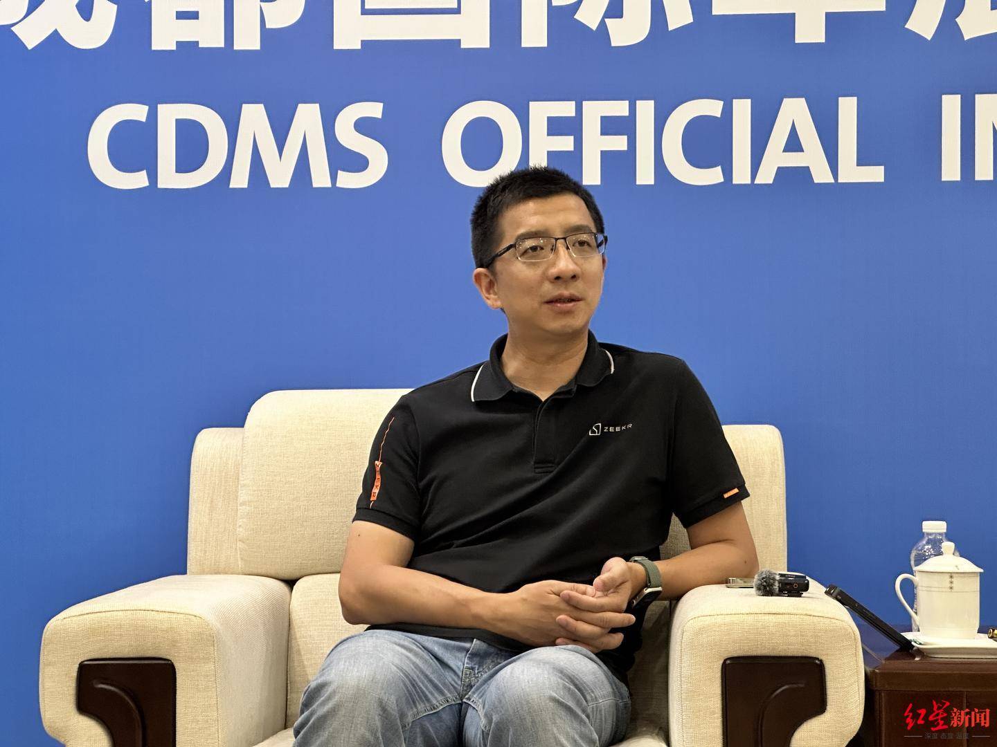 极氪智能科技副总裁朱凌:看好成都市场,极氪X就在龙泉驿基地生产_搜狐汽车_搜狐网