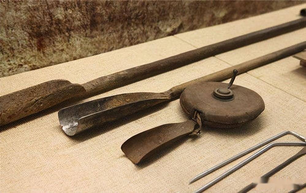 回顾:盗墓祖师爷姚玉忠,30年获5亿,判决前求饶:我能开秦皇陵_风水_技