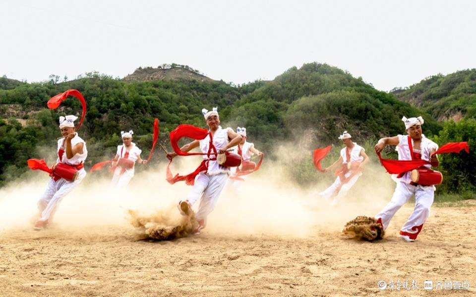 震撼!刚劲奔放的陕北安塞腰鼓