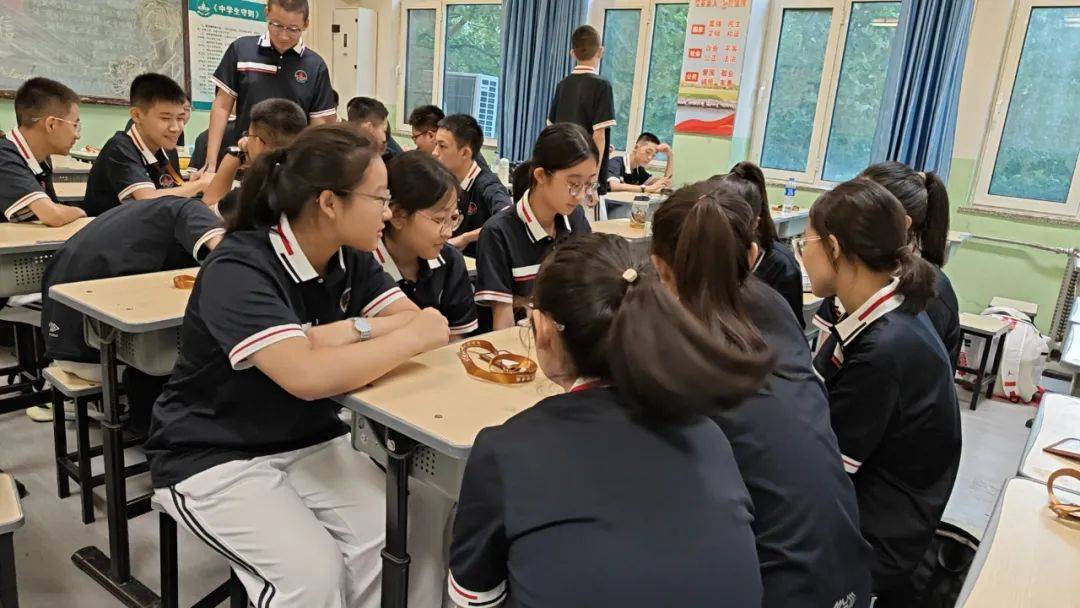 开学啦!遇见保定外国语学校,遇见更好的自己