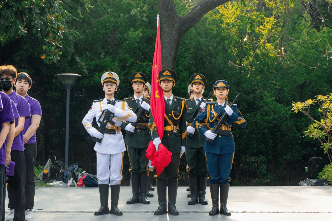 国旗护卫队训练教程图片