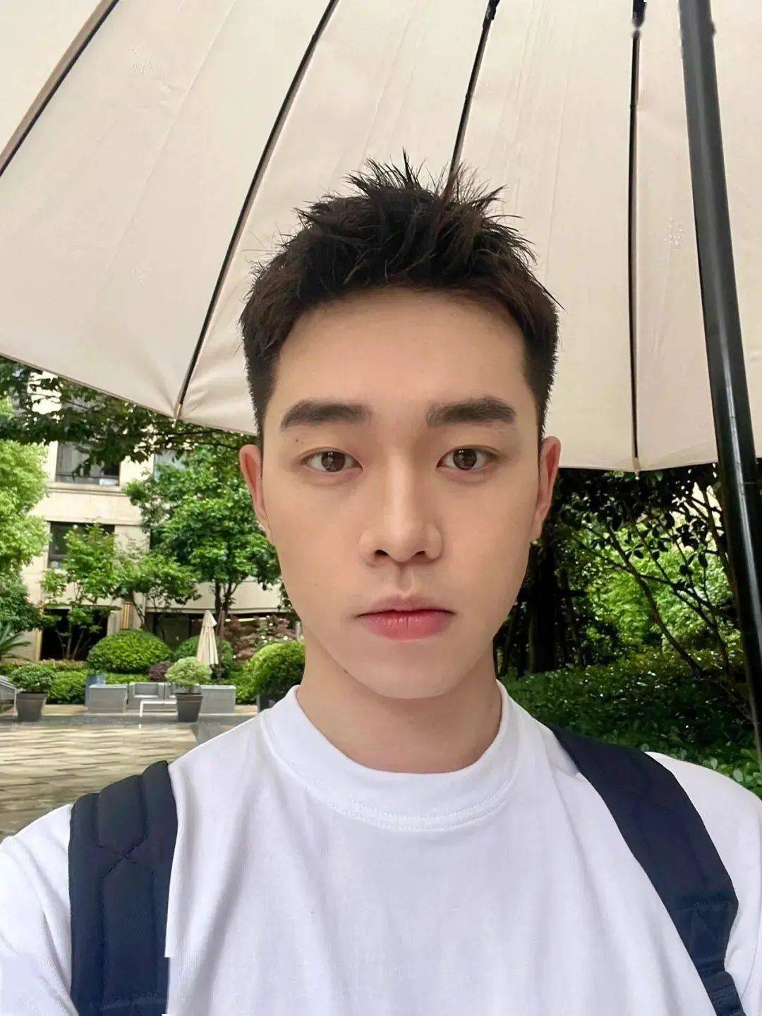 少年感男生发型 剪完马上变年轻