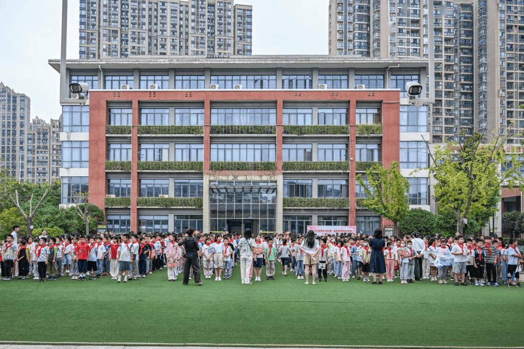 武汉花山小学图片