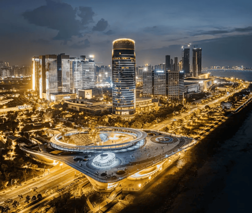 温州滨江cbd夜景 汪国顺 摄胸怀大格局,方有大作为;融入大格局,方能