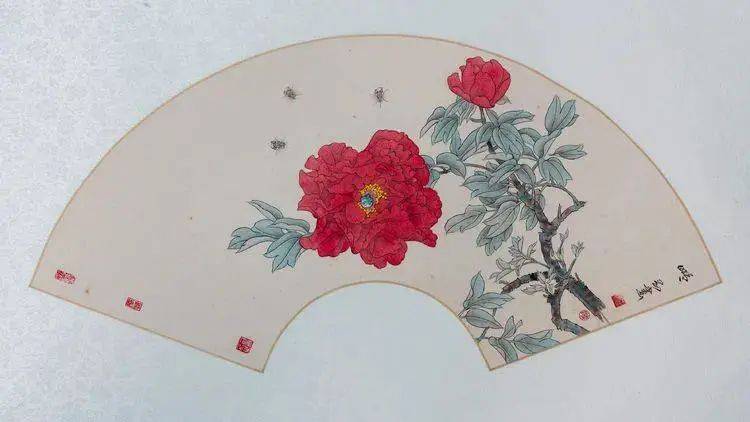【国画天地】宁静文雅|陈鹏刚 工笔花鸟扇面作品赏析