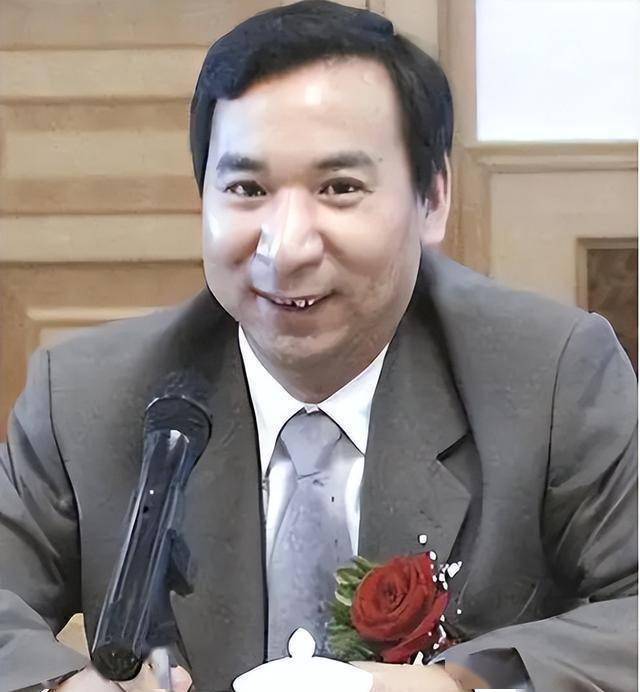表弟敢借表哥敢给,后一人成中国首富一人成广州首富