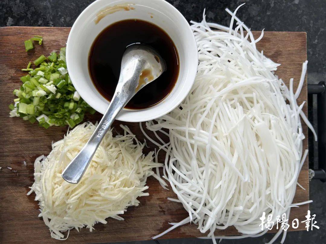 好吃广东 味在揭阳 | 炒笋粿